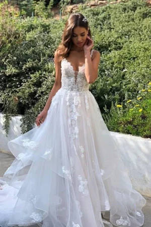 robe de mariee boheme chic fleurs tulle 720x