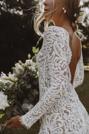 robe de mariee boheme dentelle manches longues romantique 720x