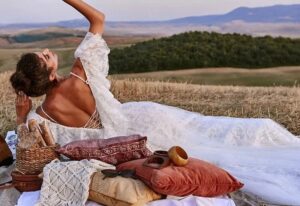 Abiti da Sposa Boho Nebbia d’Argento
