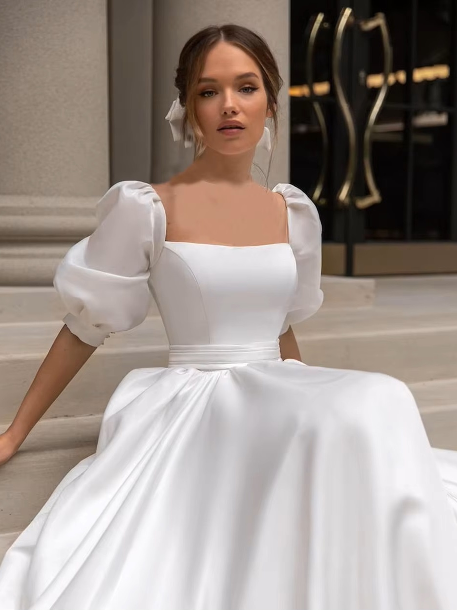 SoDigne 2023 Modern Boho Wedding Dresses Satin Short Sleeves Bow Square Collar Appliques Bride Dress Customized Wedding Gowns 3 SoDigne 2023 Modern Boho Wedding Dresses Satin Short Sleeves Bow Square Collar Appliques Bride Dress Customized Wedding Gowns - immagine 3