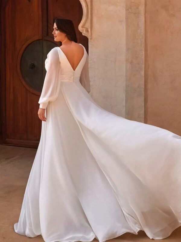 Simple Wedding Dresses Plus Size Deep V Neck Long Sleeves Bride Gowns Back Button Sweep Train A-Line Vestido De Noiva 2024 - immagine 2