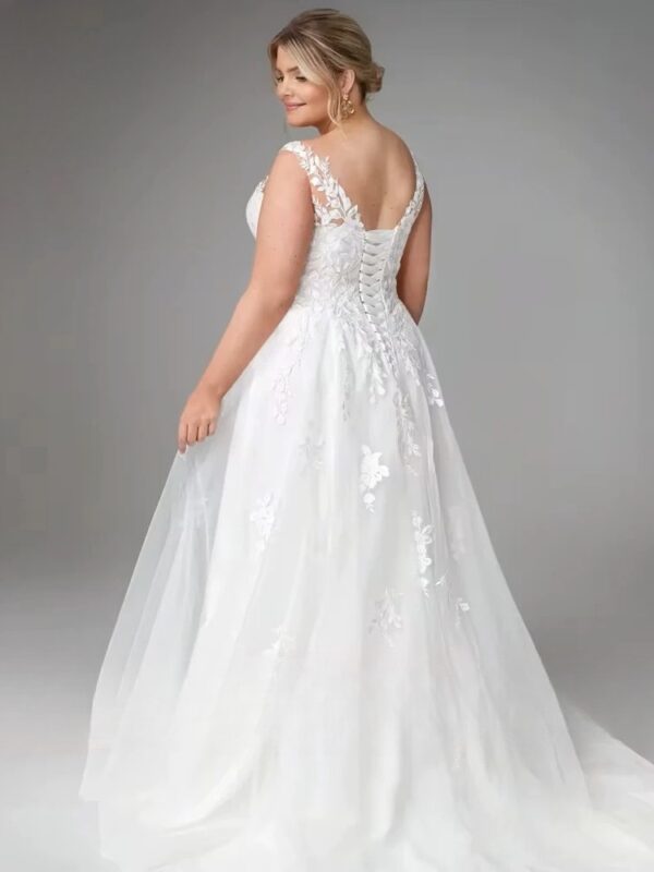 Pastrol Wedding Dresses Plus Size V Neck Sleeveless Tulle Bride Gowns for Woman Appliques Sweep Trian A-Line Robe De Mariee 2025 - immagine 2