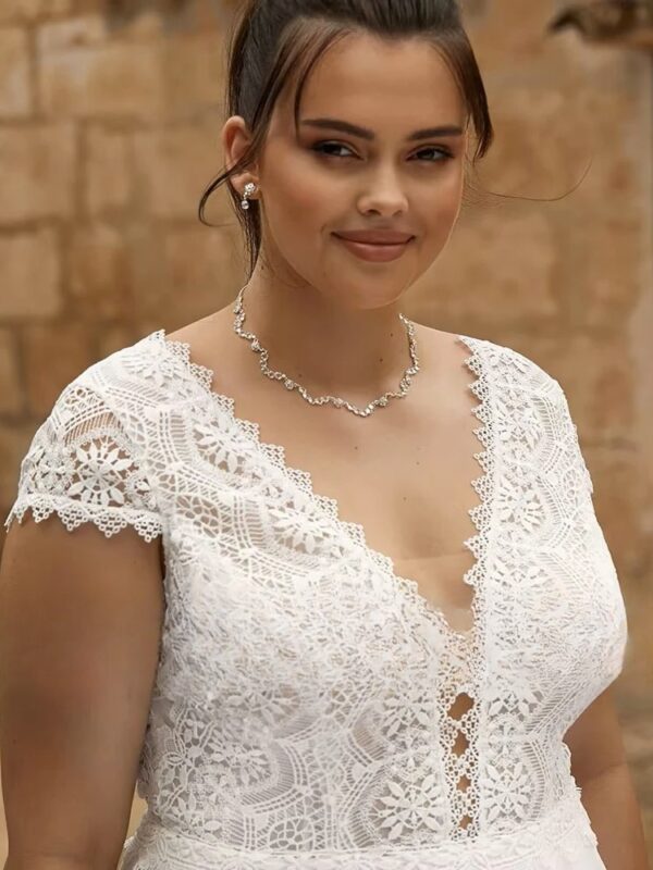 Customized Lace Wedding Dresses Plus Size V Neck Short Sleeves Backless Bride Gowns Sweep Train A-Line Chiffon Vestido De Noiva - immagine 3
