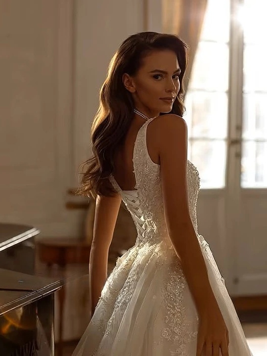 SoDigne A-line Tulle Wedding Dresses Square Collar Sleeveless Appliques Bridal Dress Bride Gown Robe De Mairee Customized  3 SoDigne A-line Tulle Wedding Dresses Square Collar Sleeveless Appliques Bridal Dress Bride Gown Robe De Mairee Customized  - immagine 3