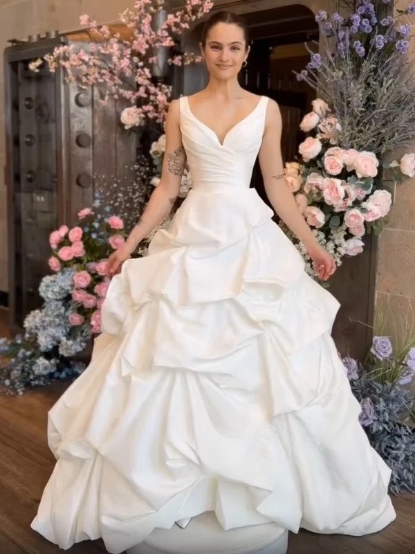 SoDigne Simple Satin A-Line Wedding Dresses Elegant Sleeveless Pleats Bridal Gowns Women Birde Dress Robe De Mariée Customized 1 SoDigne Simple Satin A-Line Wedding Dresses Elegant Sleeveless Pleats Bridal Gowns Women Birde Dress Robe De Mariée Customized