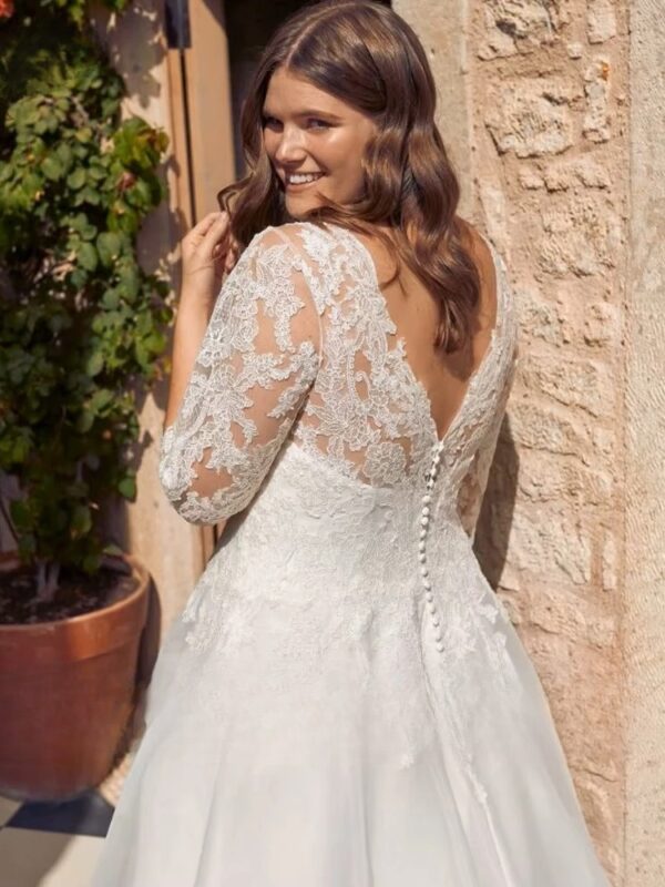Classic Wedding Dresses Plus Size V-Neck 3/4 Sleeves Bride Gowns Appliques Sweep Train A-Line Organza Vestido De Noiva Ballgown - immagine 2