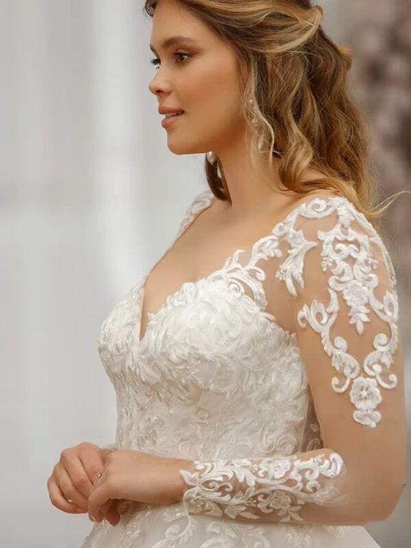 Pastrol Customized Wedding Dresses V Neck Bride Gowns Lace Appliques Back Lace Up Tulle A-Line Sweep Train Vestidos De Novia - immagine 3