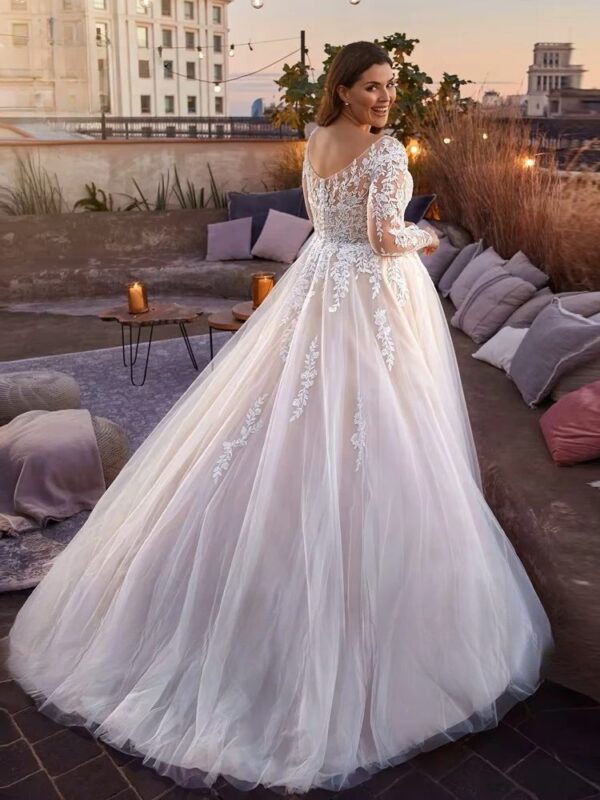 Customized V-Neck Wedding Dresses Plus Size Long Sleeves Lace Tulle Bridal Gowns Appliques Sweep Train A-Line Vestidos De Novia - immagine 2