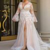 Sexy Wedding Dresses Plus Size V Neck Long Sleeves Illusion Bride Gowns Appliques Floor Length Tulle A-Line Vestido De Noiva
