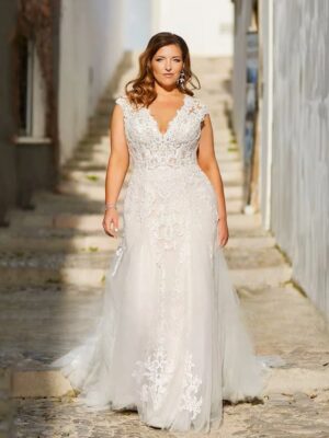 Exquisite Wedding Dresses Plus Size Tulle With Lace Applique V-Neck Backless Bride Gowns Cap Sleeves Mermaid Vestido De Noiva
