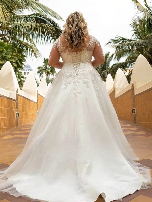 Elegant Wedding Dresses Plus Size 2023 V-Neck Full Sleeves Lace Up Long Bride Gowns Tulle A-Line Sweep Train Vestido De Noiva - immagine 2