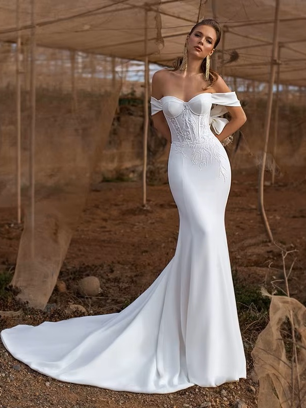 Elegant Mermaid Sweetheart Wedding Dress Women Lace Applique Off The Shoulder Crepe Bridal Gown Vestidos De Novia Customized 3 Elegant Mermaid Sweetheart Wedding Dress Women Lace Applique Off The Shoulder Crepe Bridal Gown Vestidos De Novia Customized - immagine 3