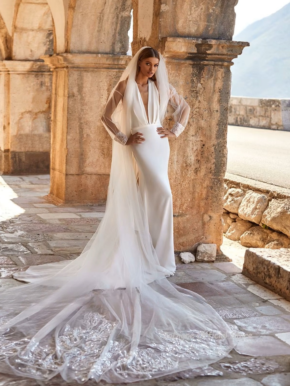 SoDigne Mermaid Satin Simple Wedding Dress Halter Sleeveless Bride Dresses Long Elegant 2025 Bridal Gown Vestido De Noiva 2 SoDigne Mermaid Satin Simple Wedding Dress Halter Sleeveless Bride Dresses Long Elegant 2025 Bridal Gown Vestido De Noiva - immagine 2