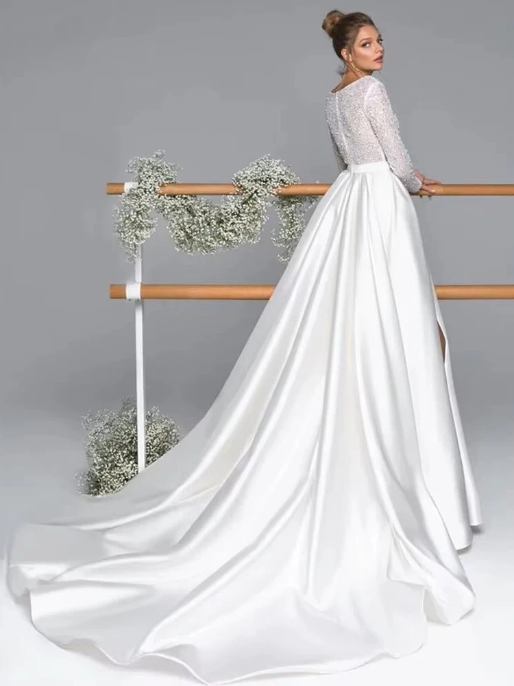 Luxury Long Sleeve Satin Wedding Dress Deep V-Neck Side Split Bridal Gown Vestido De Novia Train Vestidos De Novia Customized 2 Luxury Long Sleeve Satin Wedding Dress Deep V-Neck Side Split Bridal Gown Vestido De Novia Train Vestidos De Novia Customized - immagine 2