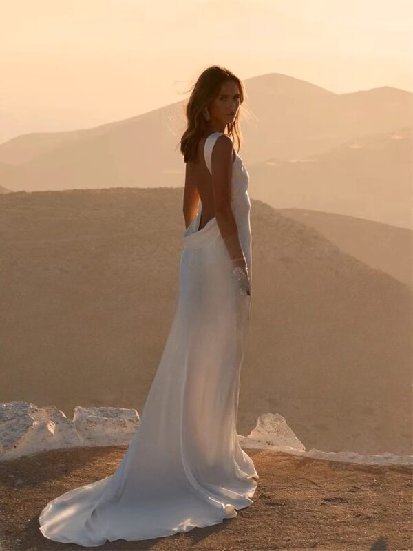 Modern Mermaid Wedding Dresses Women 2025 Boat Neck Sleeveless Open Back Sweep Train Bridal Gown Vestido De Noiva Customized - immagine 2