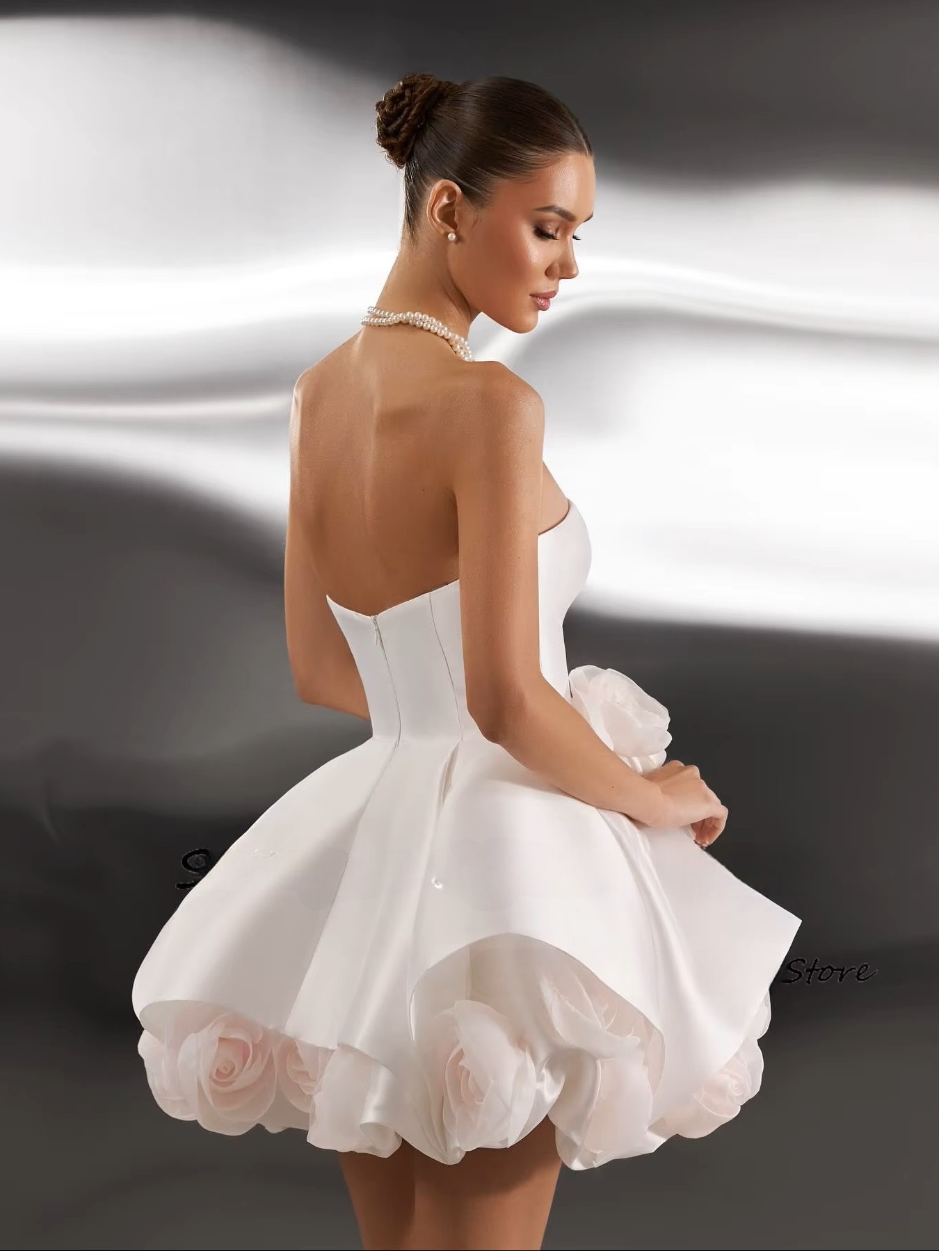 SoDigne A-line Satin Short Wedding Dresses Strapless Sleeveless 3D Flowers Bridal Dress Wedding Gown Robe De Mairee Customized 2 SoDigne A-line Satin Short Wedding Dresses Strapless Sleeveless 3D Flowers Bridal Dress Wedding Gown Robe De Mairee Customized - immagine 2