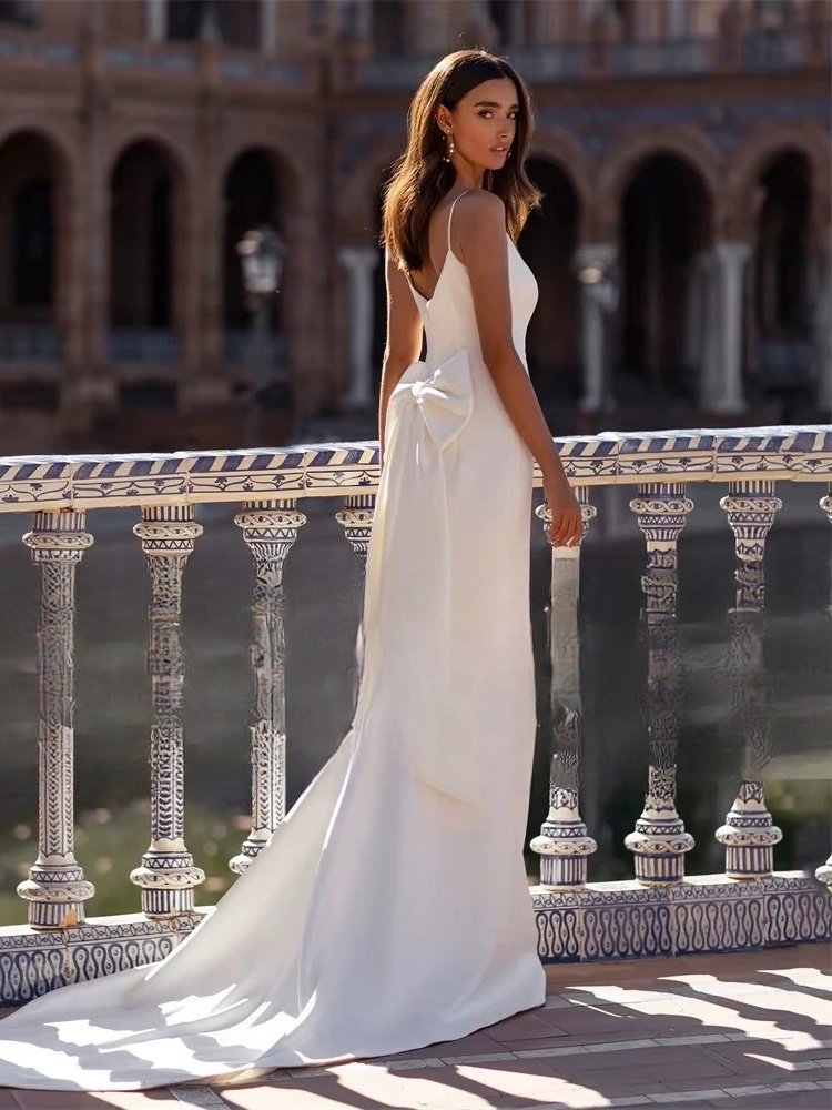 Elegant Mermaid Wedding Dresses Women Spaghetti Straps V-Neck Open Back Bow Sleeveless Bridal Gown Vestidos De Noiva Customized 2 Elegant Mermaid Wedding Dresses Women Spaghetti Straps V-Neck Open Back Bow Sleeveless Bridal Gown Vestidos De Noiva Customized - immagine 2