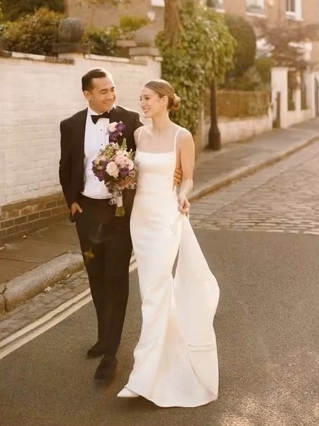 SoDigne Mermaid Satin Wedding Dress Square Collar Sleeveless Pearls Bride Dresses 2025 Bridal Gowns vestidos de novia Customized 2 SoDigne Mermaid Satin Wedding Dress Square Collar Sleeveless Pearls Bride Dresses 2025 Bridal Gowns vestidos de novia Customized - immagine 2