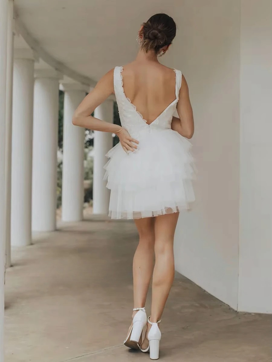 SoDigne Short Tulle Wedding Dresses V-neck Sleeveless Appliques Tiered Bridal Dress 2025 Mini A-line Customized Bride Gown 2 SoDigne Short Tulle Wedding Dresses V-neck Sleeveless Appliques Tiered Bridal Dress 2025 Mini A-line Customized Bride Gown - immagine 2