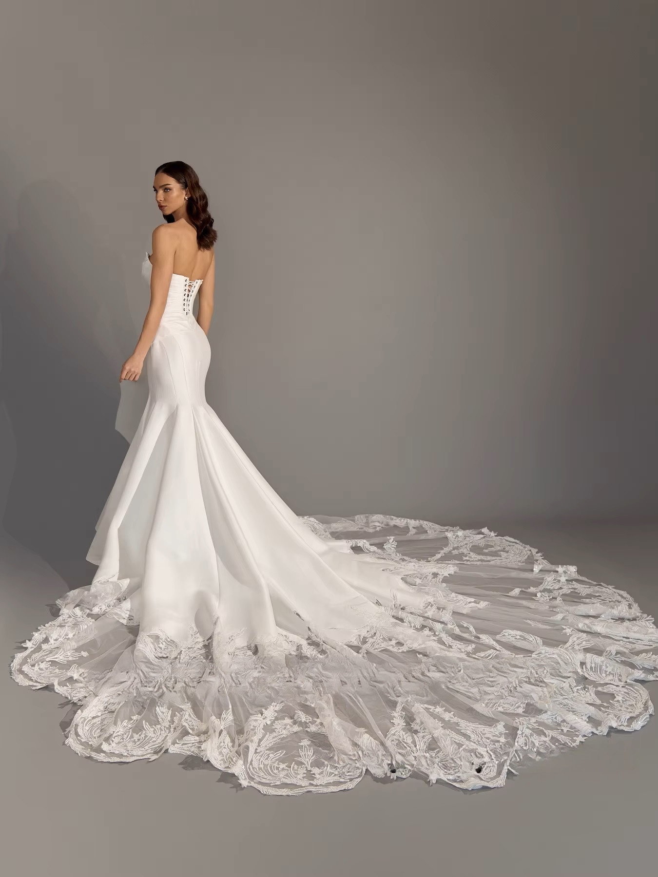 SoDigne Mermaid Satin Appliques Wedding Dresses Sweetheart Sleeveless Bridal Dress Long Wedding Gown Robe De Mairee Customized 3 SoDigne Mermaid Satin Appliques Wedding Dresses Sweetheart Sleeveless Bridal Dress Long Wedding Gown Robe De Mairee Customized - immagine 3