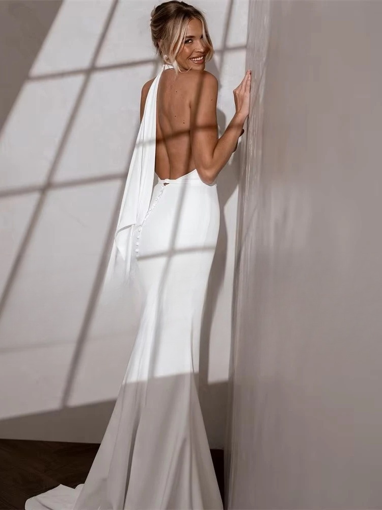 Elegant Mermaid Wedding Dress V-Neck Halter Open Back Simple Buttons Pleat Bridal Gown Sweep Train Vestidos De Noiva Customized 3 Elegant Mermaid Wedding Dress V-Neck Halter Open Back Simple Buttons Pleat Bridal Gown Sweep Train Vestidos De Noiva Customized - immagine 3