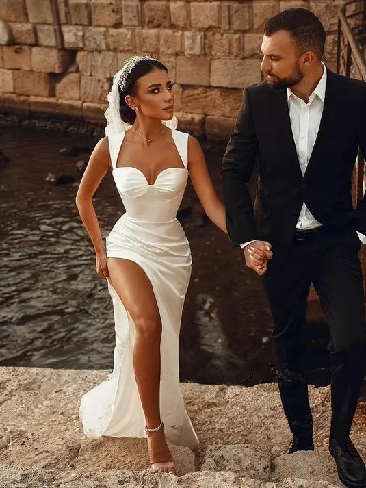 SoDigne Mermaid Satin Wedding Dress Sweetheart Sleeveless Bridal Gown Split Long Bride Dresses vestidos de novia Customized  2 SoDigne Mermaid Satin Wedding Dress Sweetheart Sleeveless Bridal Gown Split Long Bride Dresses vestidos de novia Customized  - immagine 2
