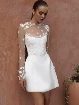 Customized Classic A-Line Mini Wedding Dress Satin Lace Long Sleeve 3D Flower Sexy Backless With Button Srapless Wedding Gown